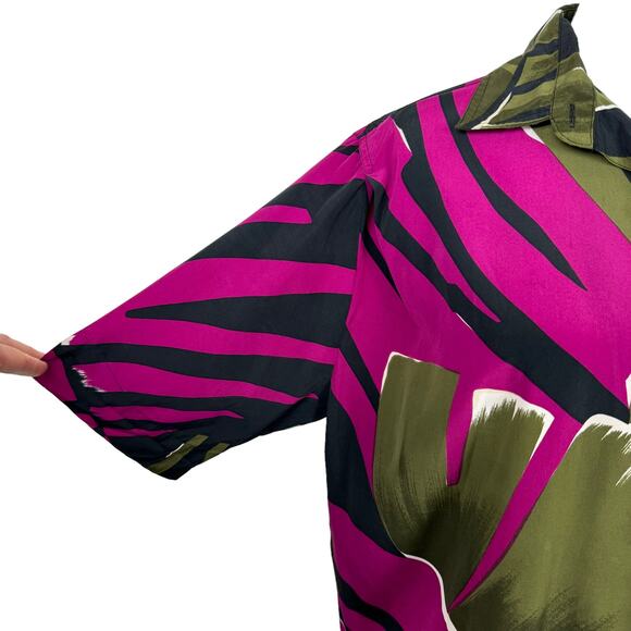 Rafaella Vintage Olive Green & Fuchsia Palm Print Short Sleeve Button Up Blouse - Picture 5 of 9